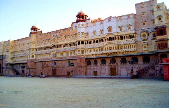 City Palace Udaipur 1
